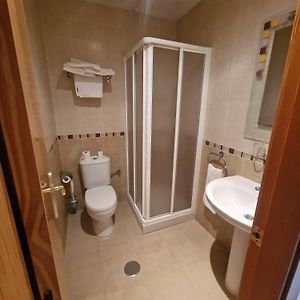 Habitación con 2 Camas Individuales